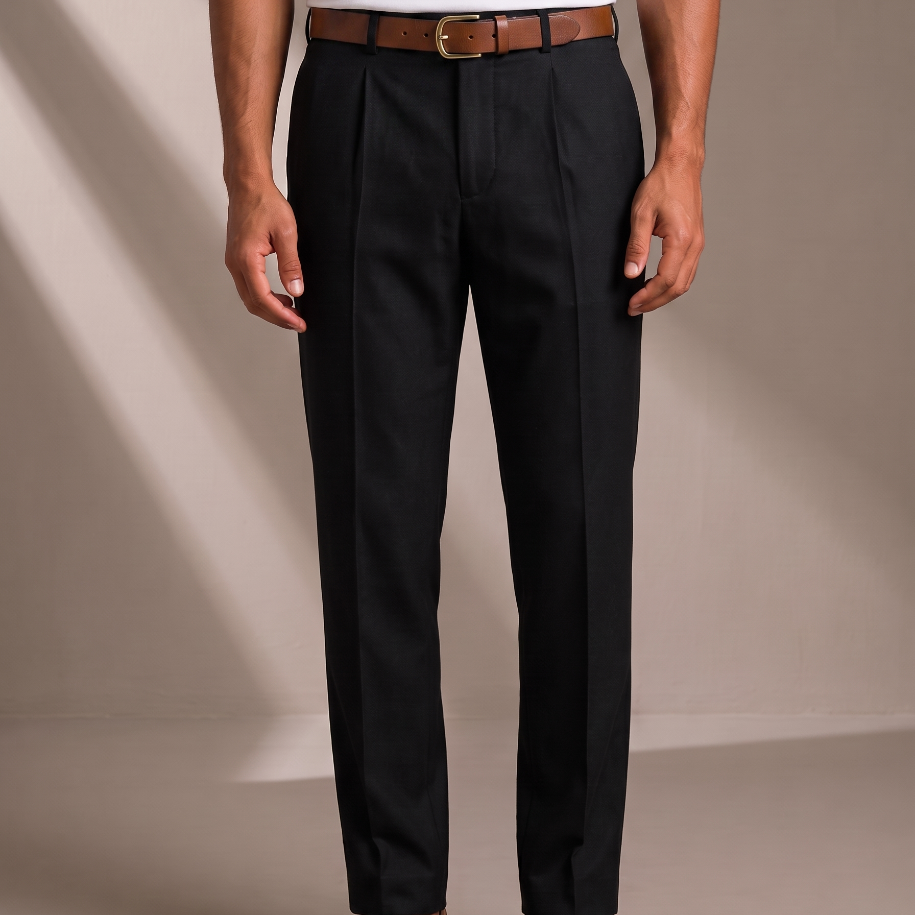 Men's Lightweight Tailored Pleated Trousers
