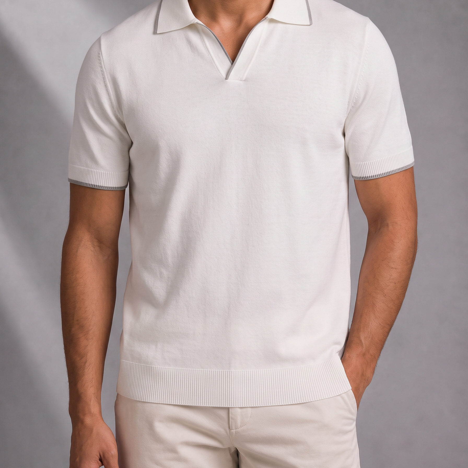 Men's Knitted Polo Shirt with Contrast Tipping Open Collar
